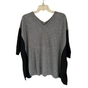Women's Size - Small Acrobat Oversized V-neck Colorblock Gray Black